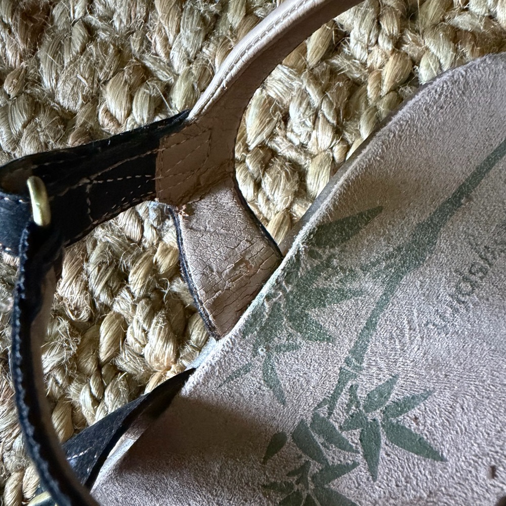 Easy Spirit Women's Sandals Size 8 Adjustable Strap Black Tan Palm Trees summer - Picture 11 of 13